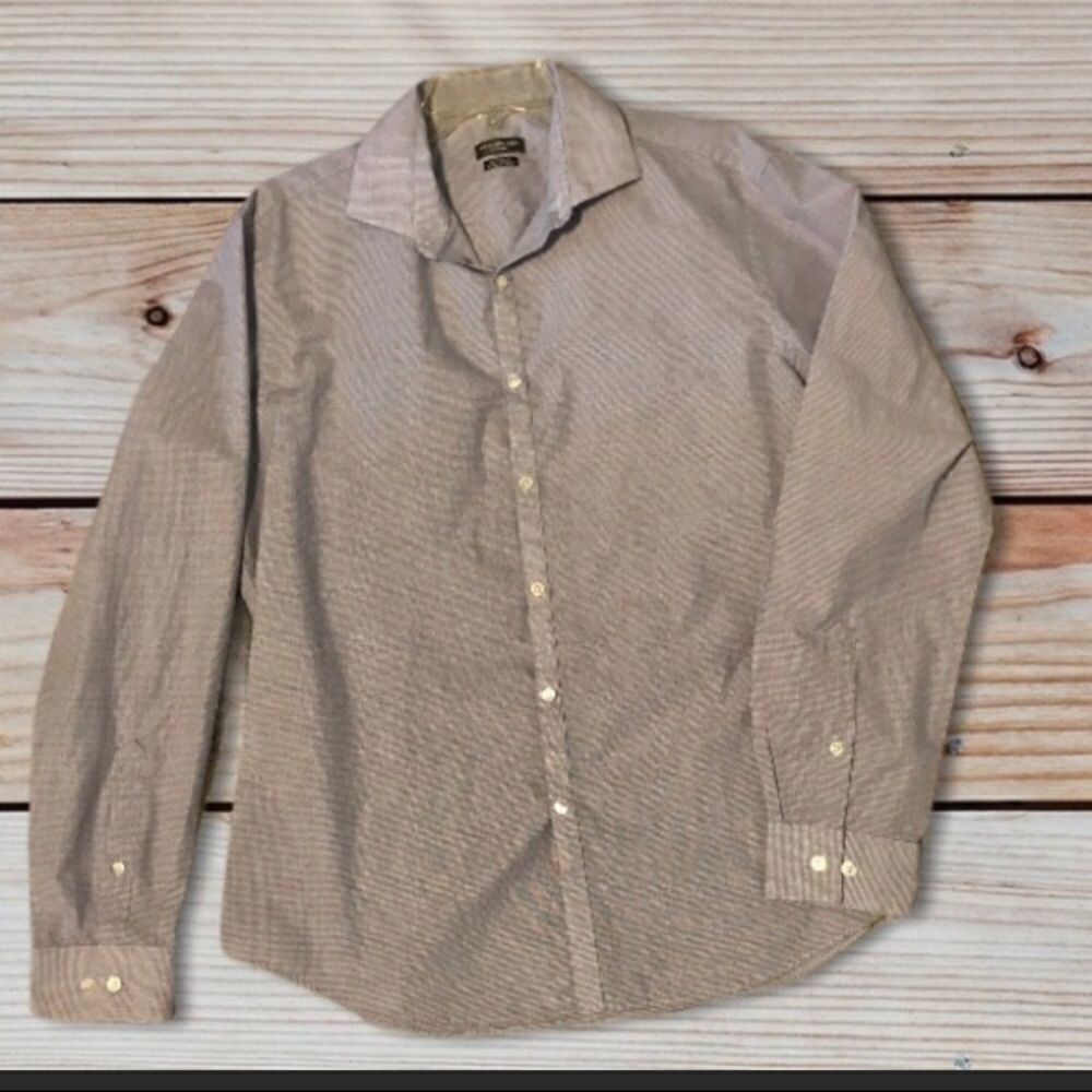 Van Heusen 16-16 1/2 Extra Slim Wrinkle Free Shirt